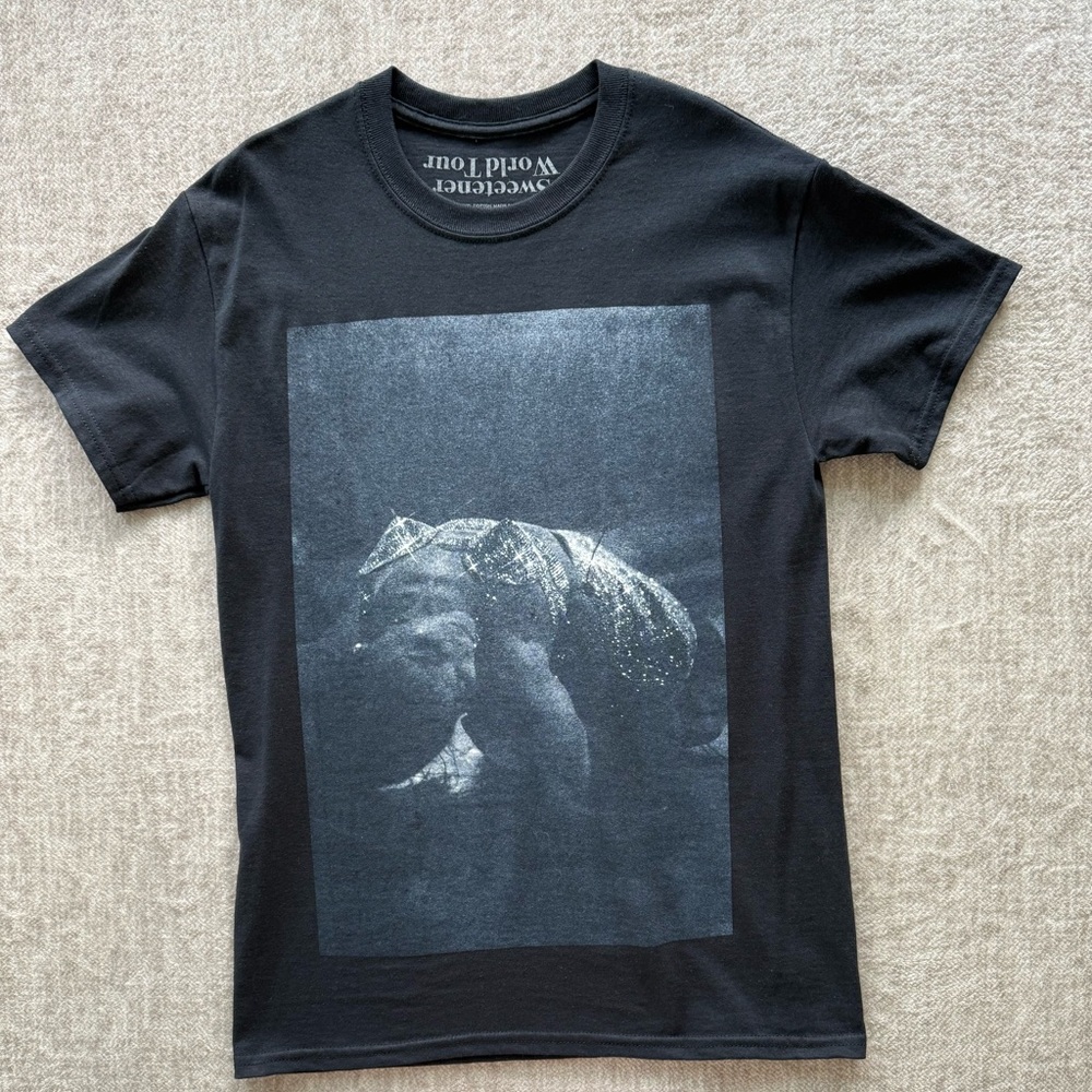 Ariana Grande Europe Sweetener World Tour T-Shirt